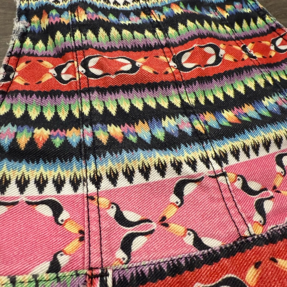 FARM Rio OS Petite Overall Shorts. Toucan Print. Funky, Beach, Colorful, Vibrant - Picture 2 of 9